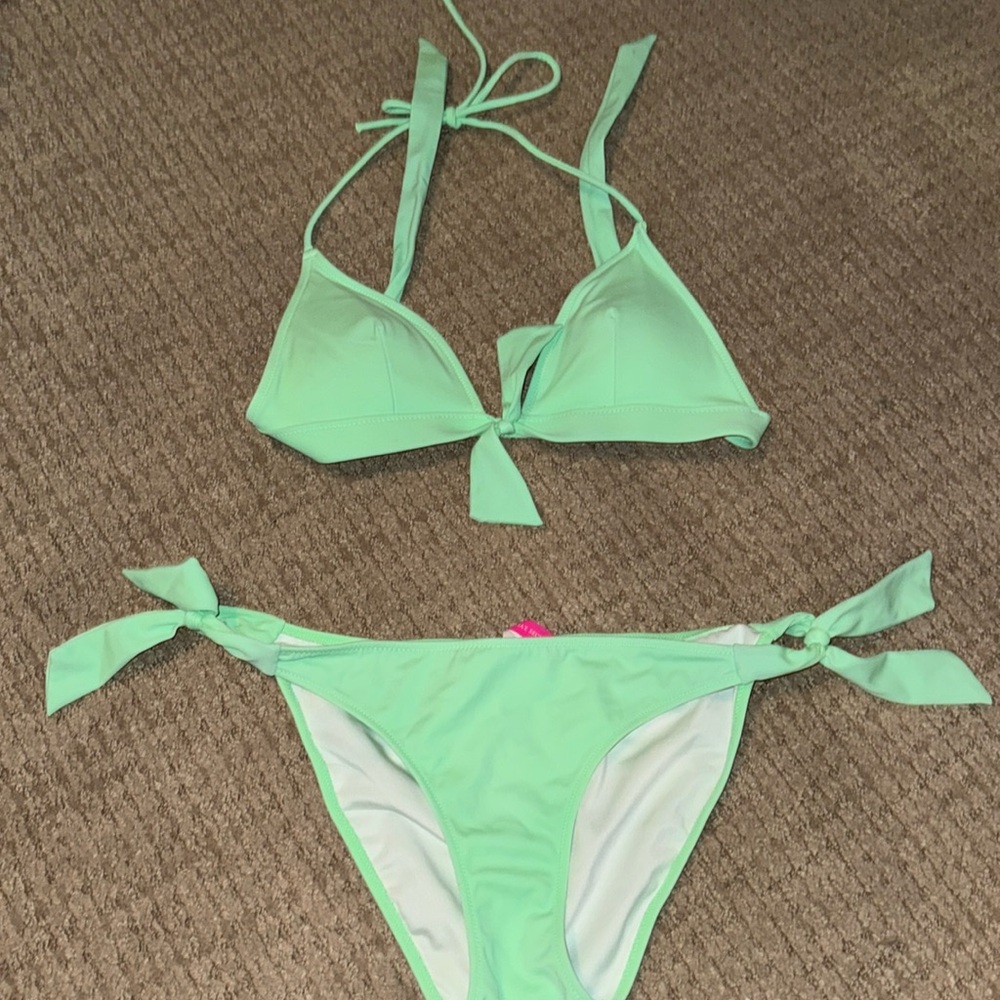 Size small Victoria secret bathing suit